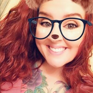 Meet your Posher, Debra